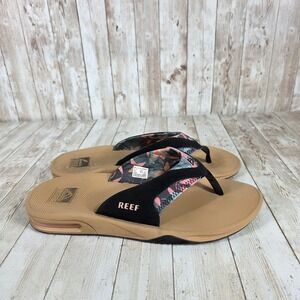 Reef Cushion Breeze Flip Flops Floral Accents‎ Comfortable Sandals W's 11
